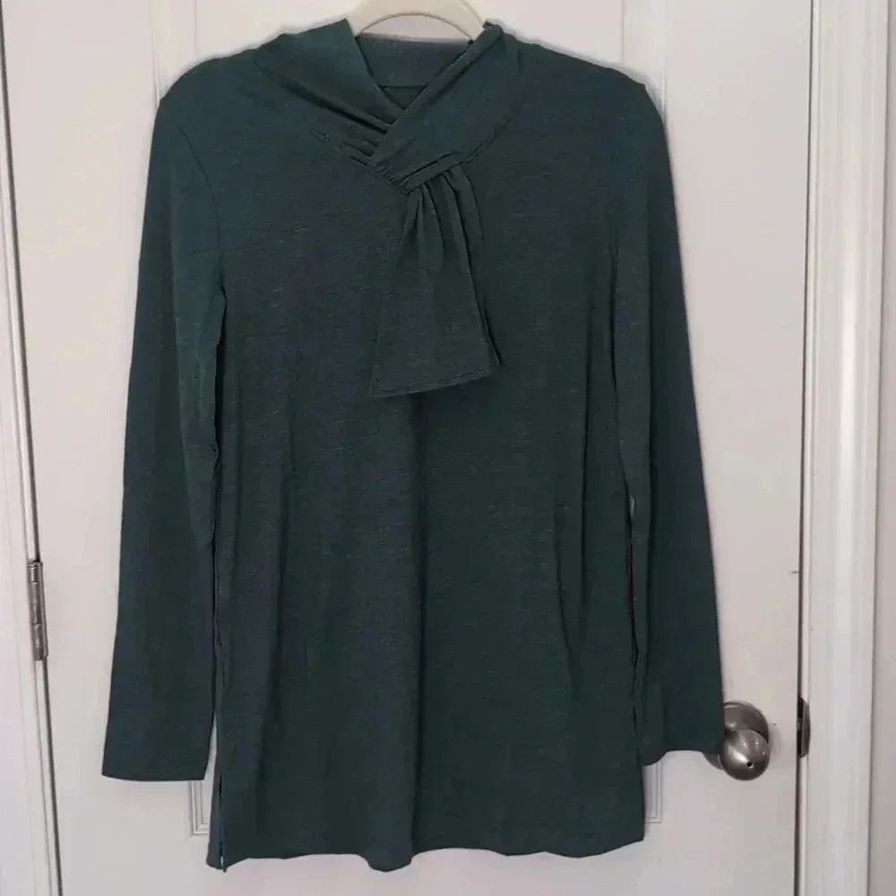 Cuddl Duds Long Sleeve Women's Green Top